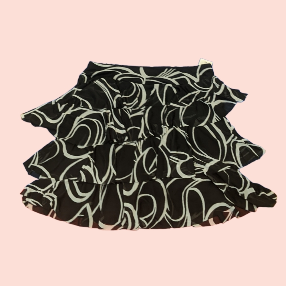 3/$25 BNWT Vintage Y2K Marbled Flirty Tiered Mini Skirt Size M